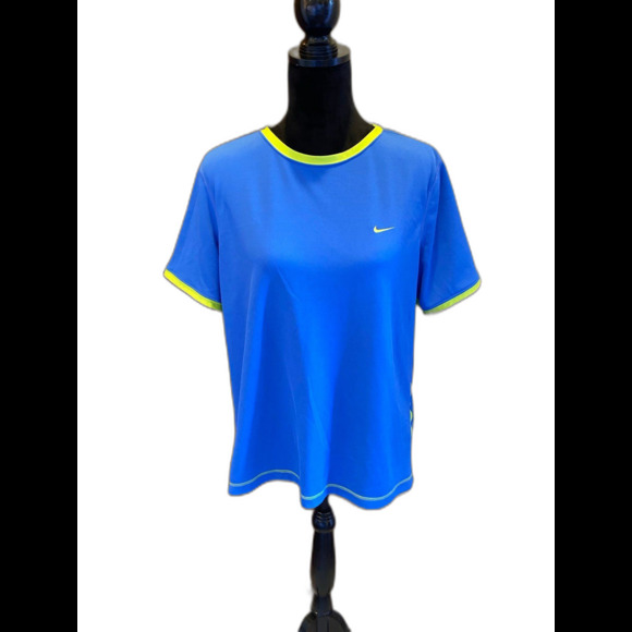 Nike Fit Dry Boys Size  XL 16-18 Athletic Shirt - Picture 1 of 5